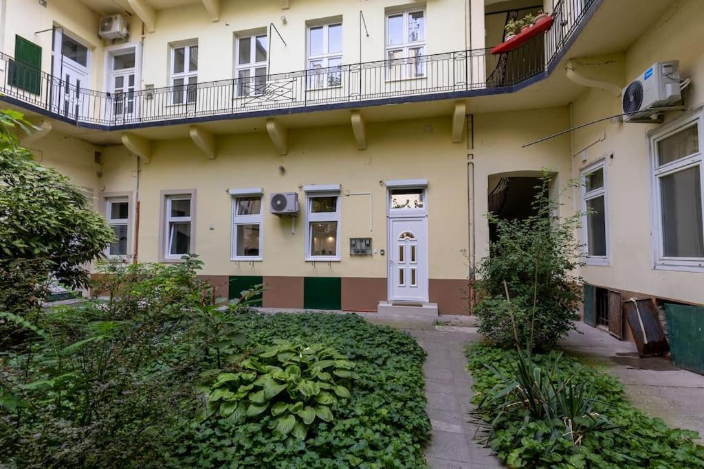 Venus Apartments - Broadway II Βουδαπέστη Εξωτερικό φωτογραφία